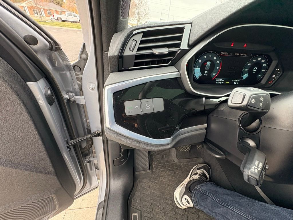 Used 2022 Audi Q3 2.0T Premium Plus image 14