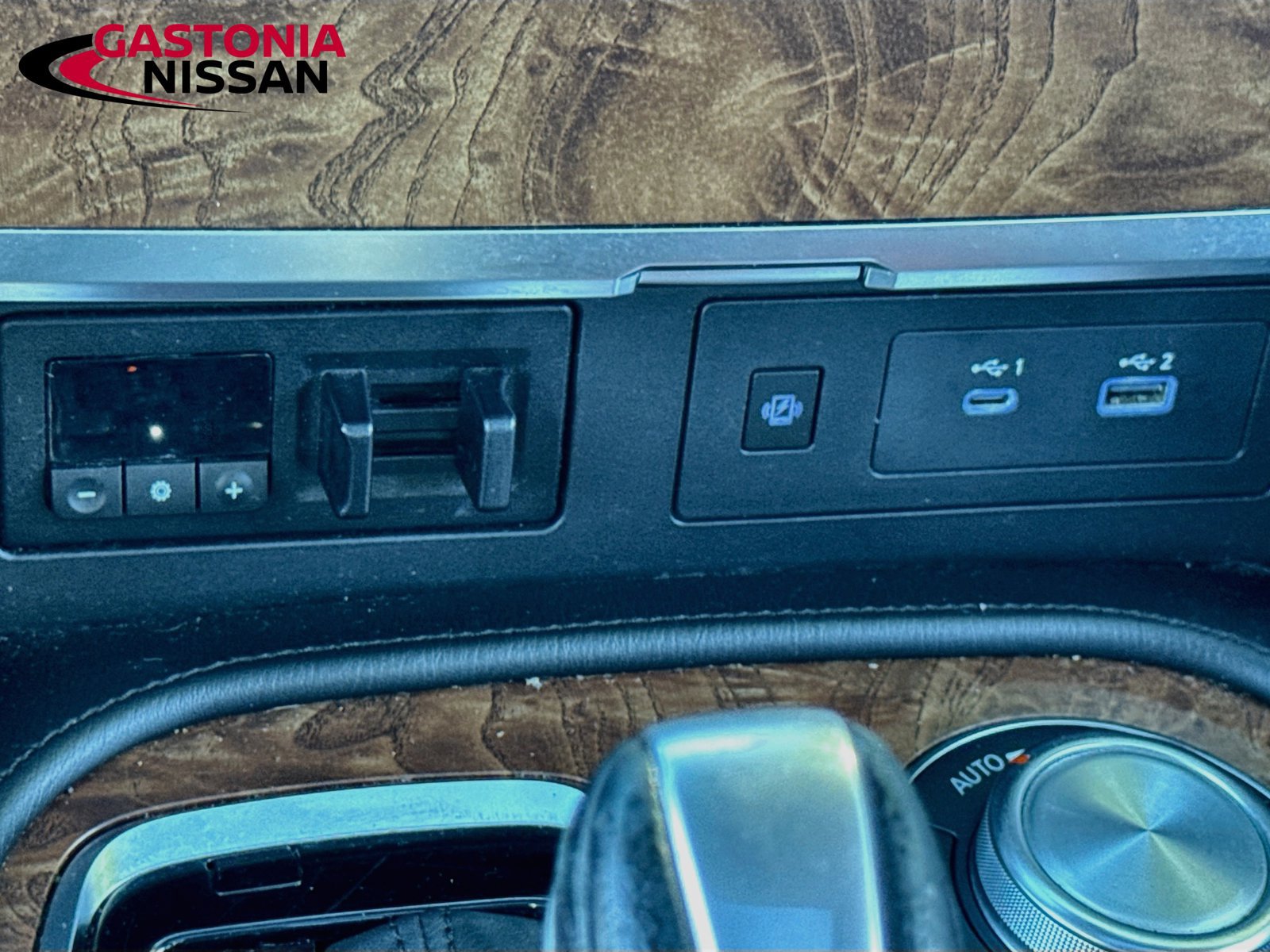 Used 2023 Nissan Armada SL AWD/4WD image 26
