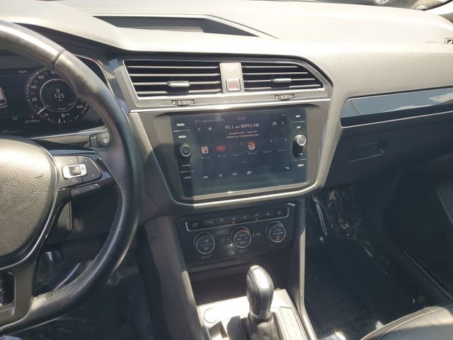 Used 2018 Volkswagen Tiguan SEL Premium FWD image 26