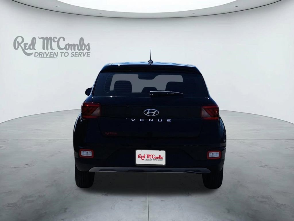 New 2026 Hyundai Venue SE FWD image 4