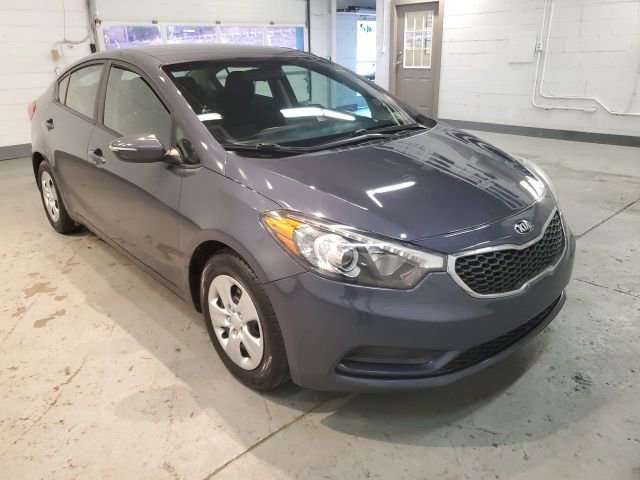 Used 2015 Kia Forte LX w/ Popular Package image 9