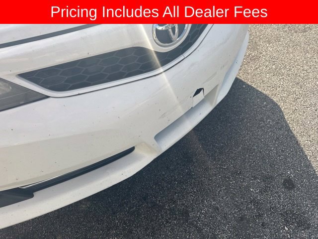 Used 2014 Toyota Camry SE FWD image 5