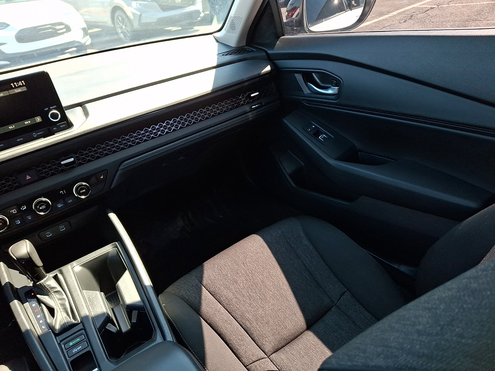 Used 2025 Honda Accord SE image 12