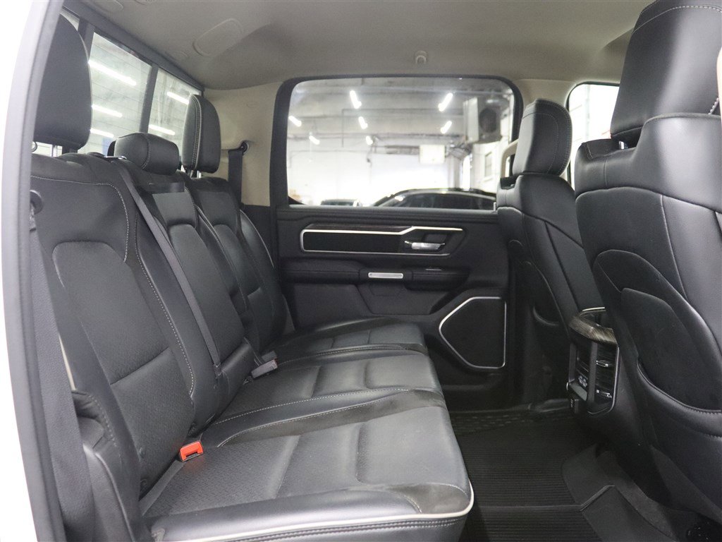 Used 2019 RAM 1500 Laramie AWD/4WD image 23