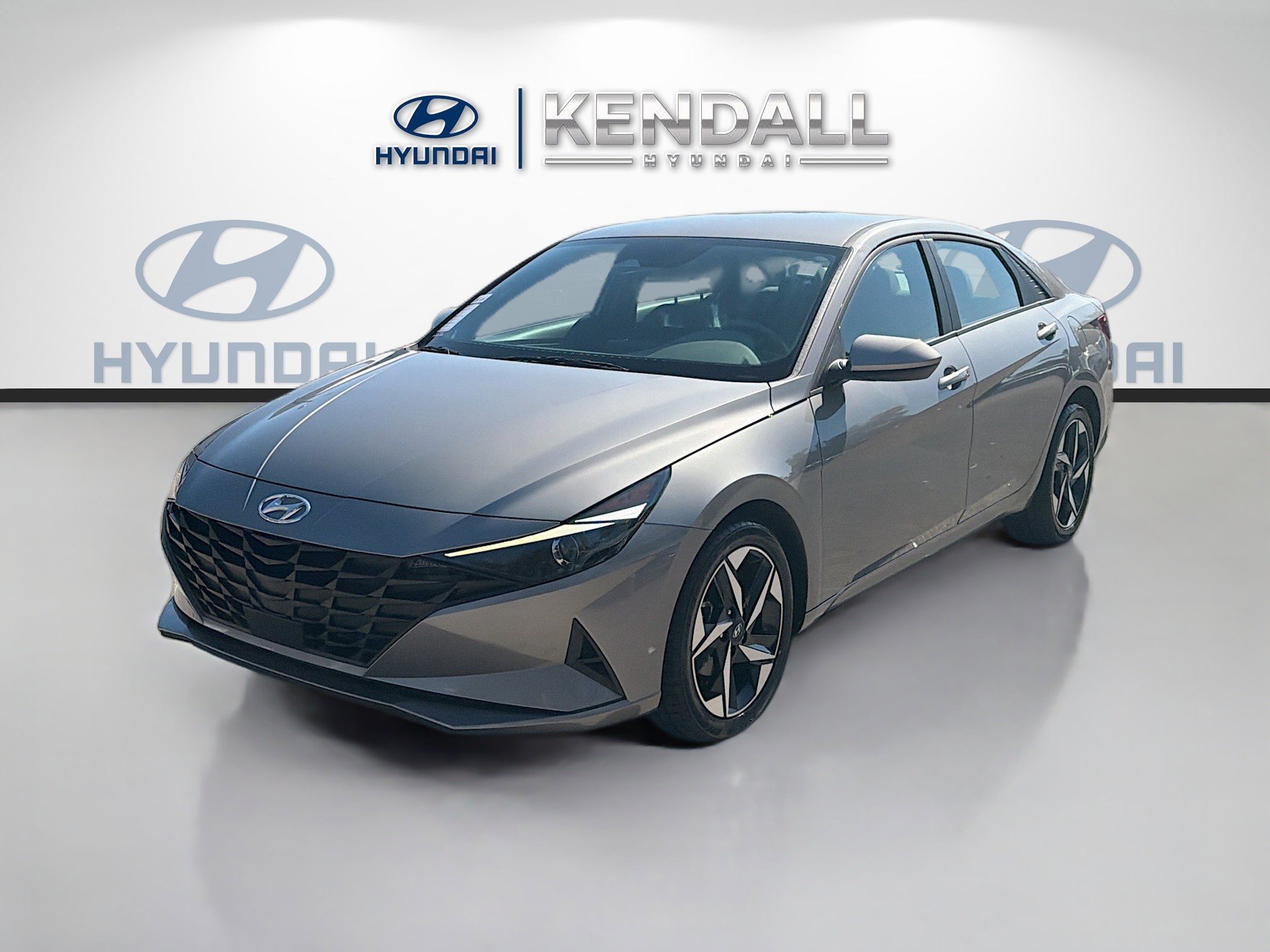 Used 2023 Hyundai Elantra SEL w/ Convenience Package image 3