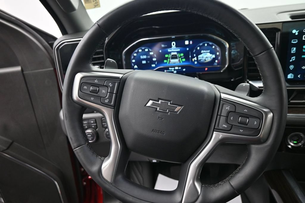 Used 2023 Chevrolet Silverado 1500 RST AWD/4WD image 20