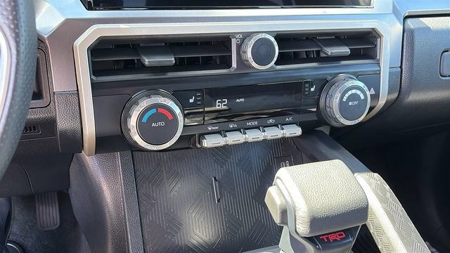 Used 2024 Toyota Tacoma TRD Off-Road AWD/4WD image 19