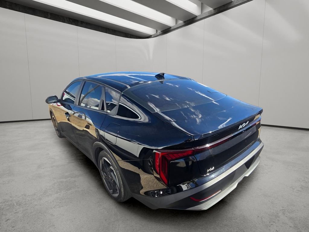 Used 2025 Kia K4 EX image 6