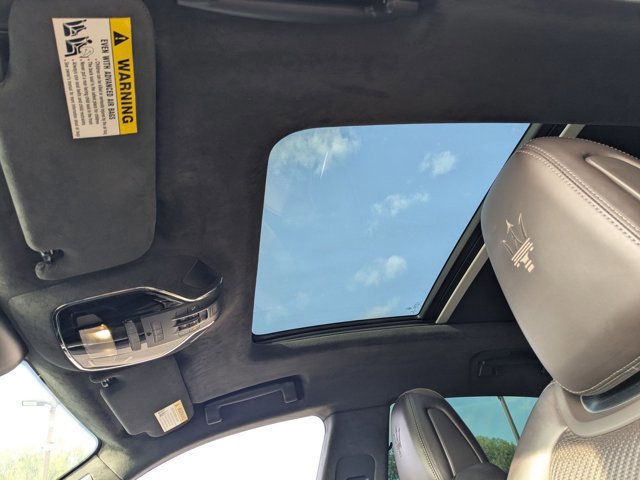 Used 2022 Maserati Levante Modena image 16