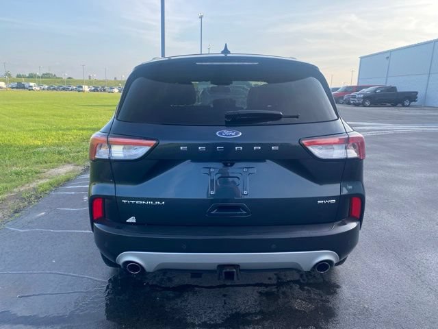 Used 2022 Ford Escape Titanium w/ Class II Trailer Tow Package AWD/4WD image 4