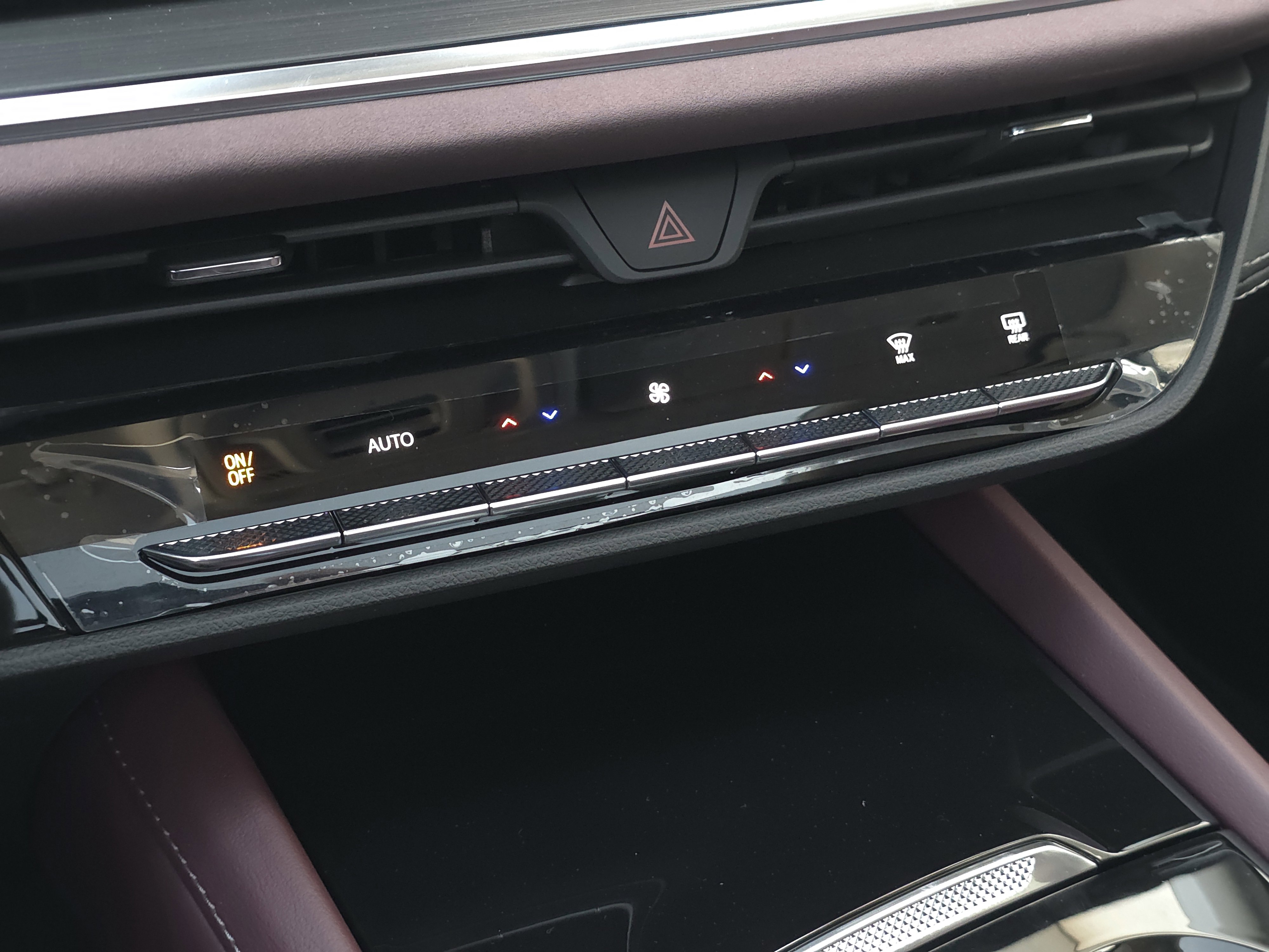 New 2026 Buick Envision Sport Touring AWD/4WD image 17