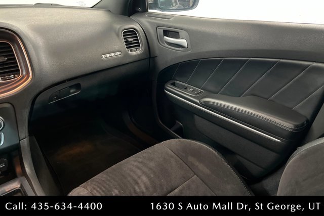 Used 2016 Dodge Charger R/T Scat Pack RWD image 10