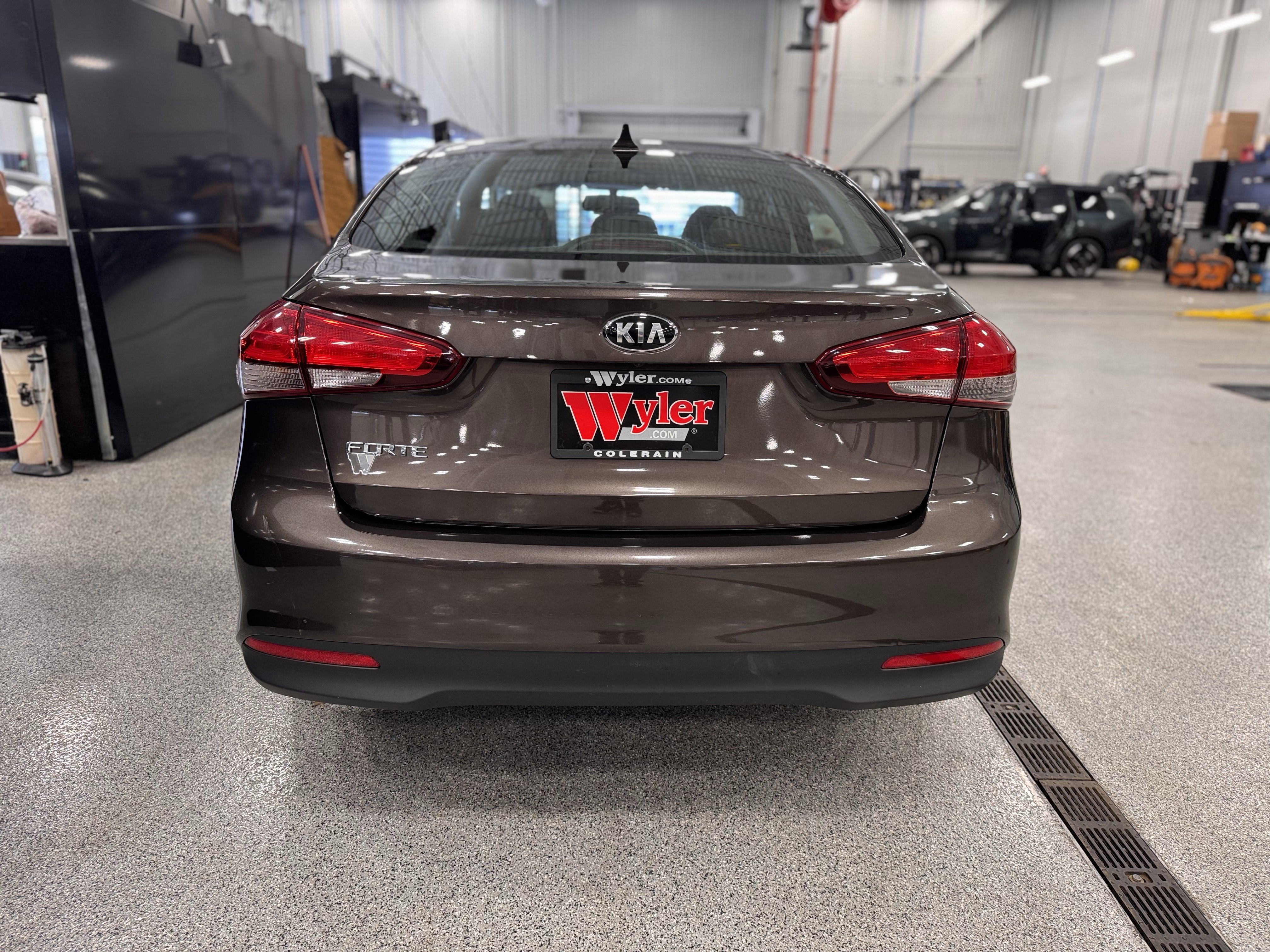 Used 2018 Kia Forte LX image 29