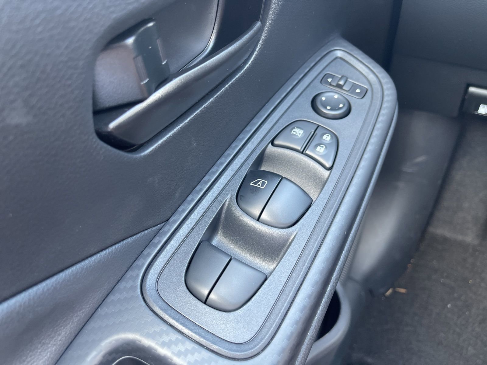 New 2025 Nissan Versa S w/ Trunk Package image 28