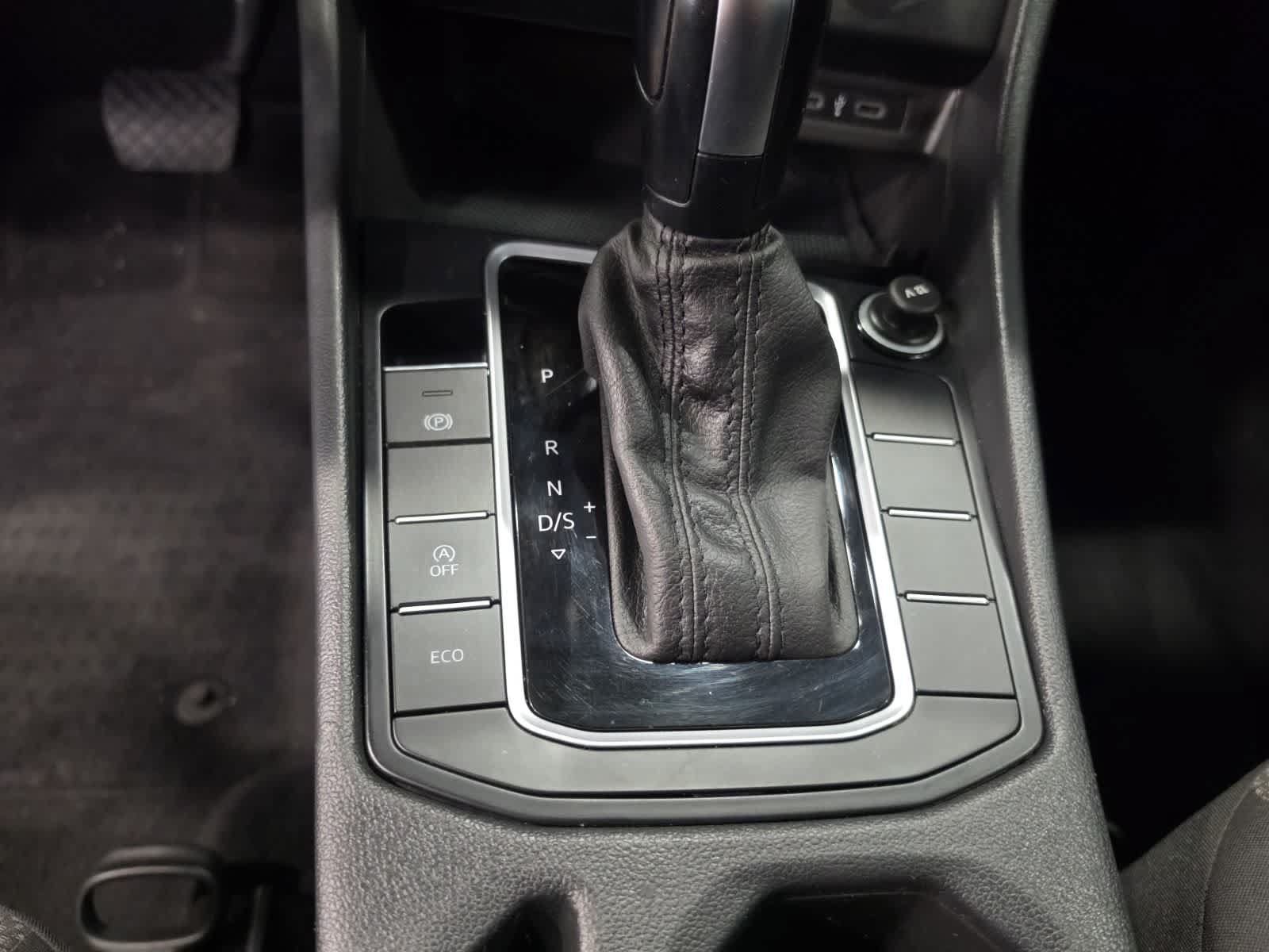 Used 2020 Volkswagen Jetta S w/ Driver Assistance Package FWD image 24