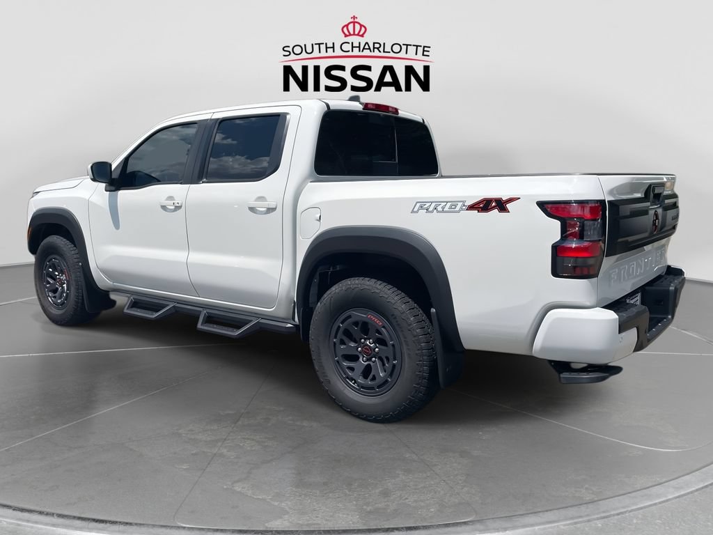 Used 2025 Nissan Frontier 4x4 Crew Cab image 4