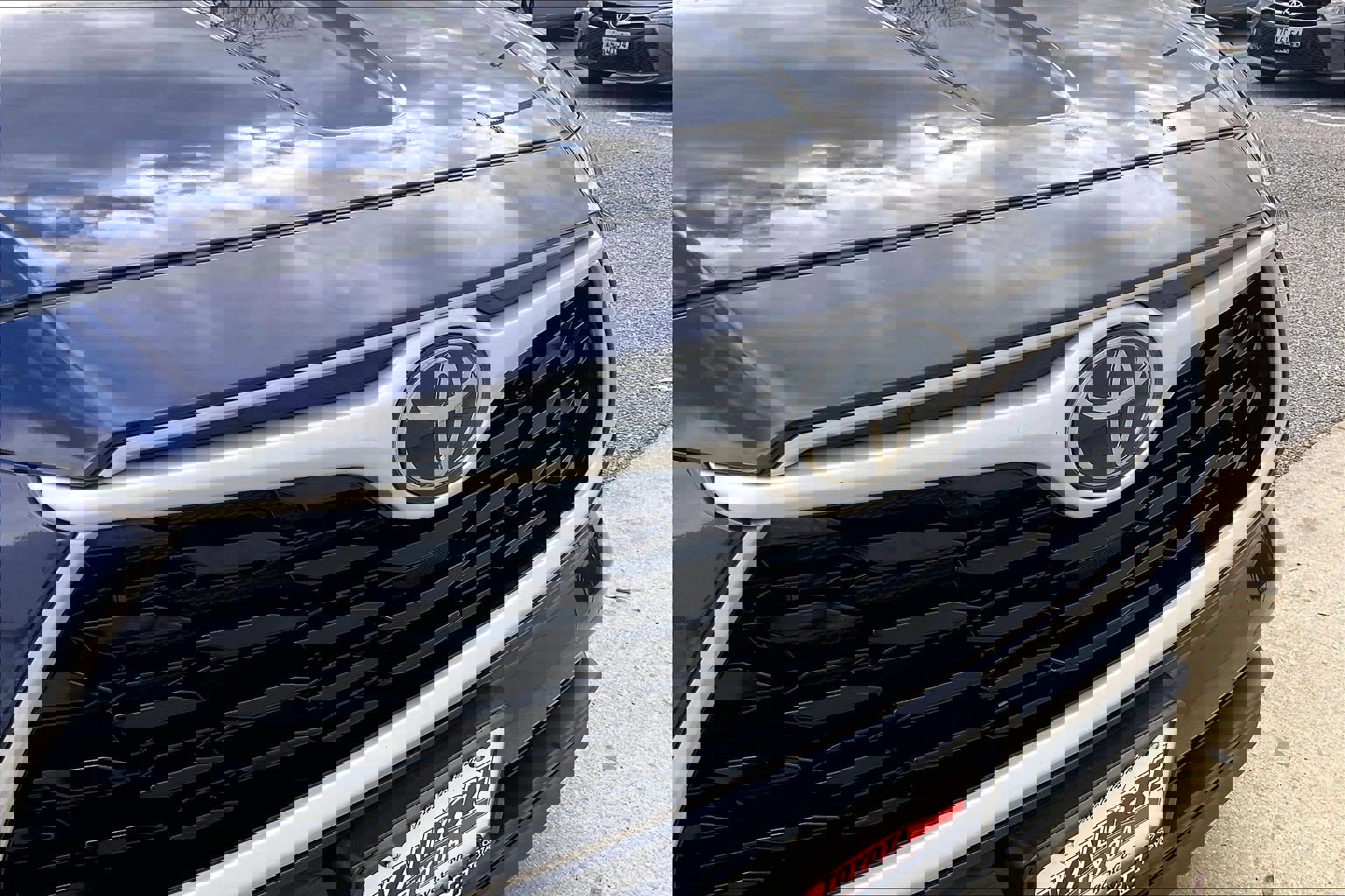 Used 2025 Toyota Highlander XLE image 36