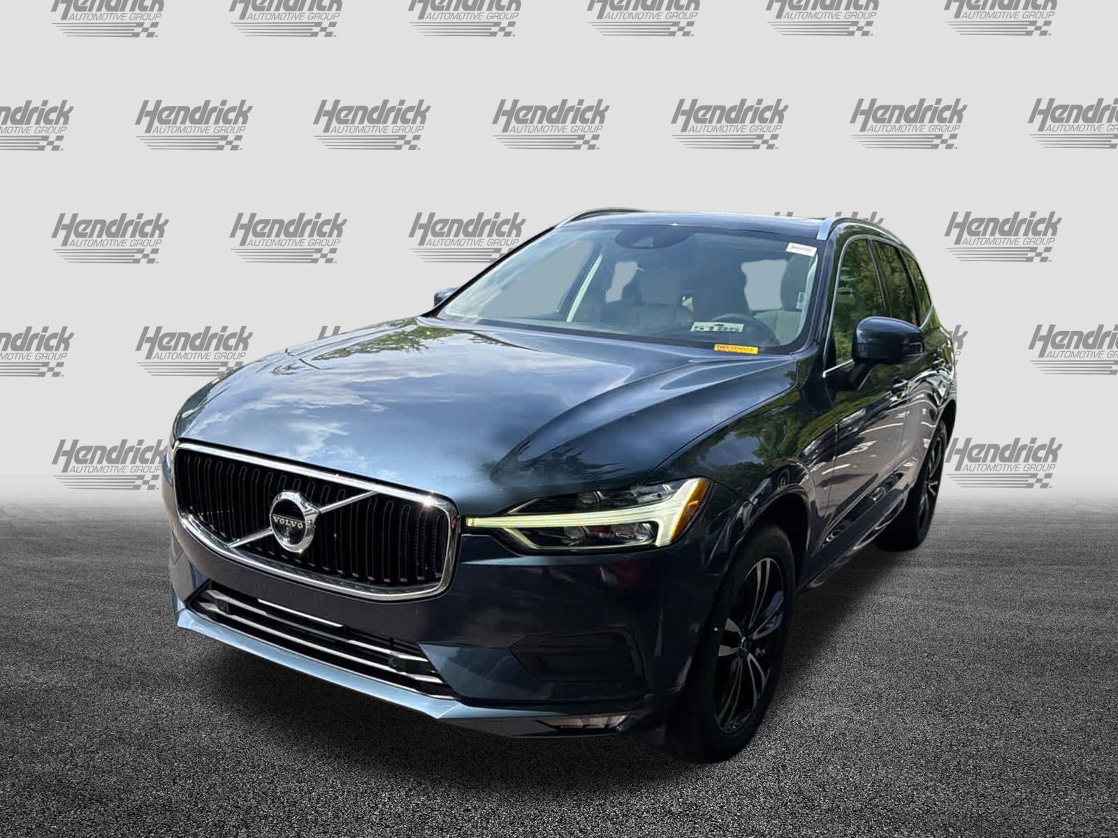 Used 2021 Volvo XC60 T5 Momentum w/ Advanced Package image 7