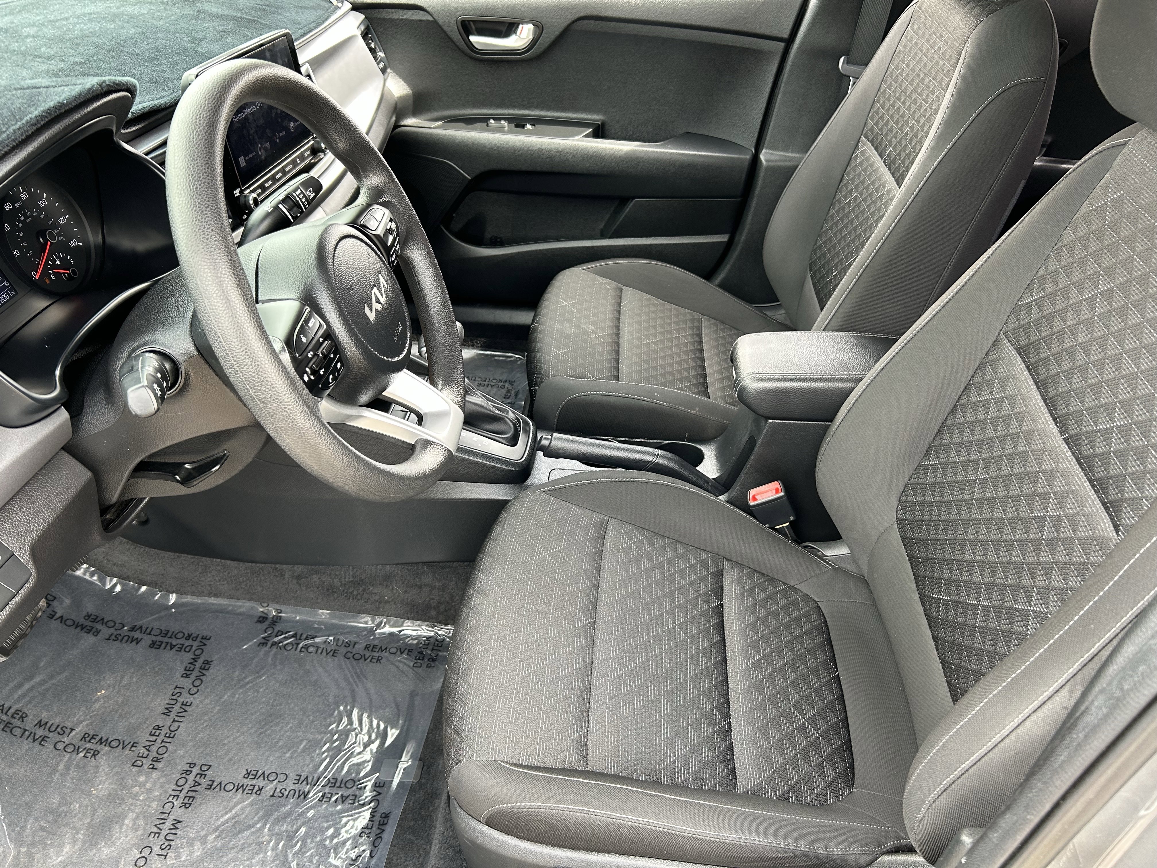 Used 2023 Kia Rio S image 18