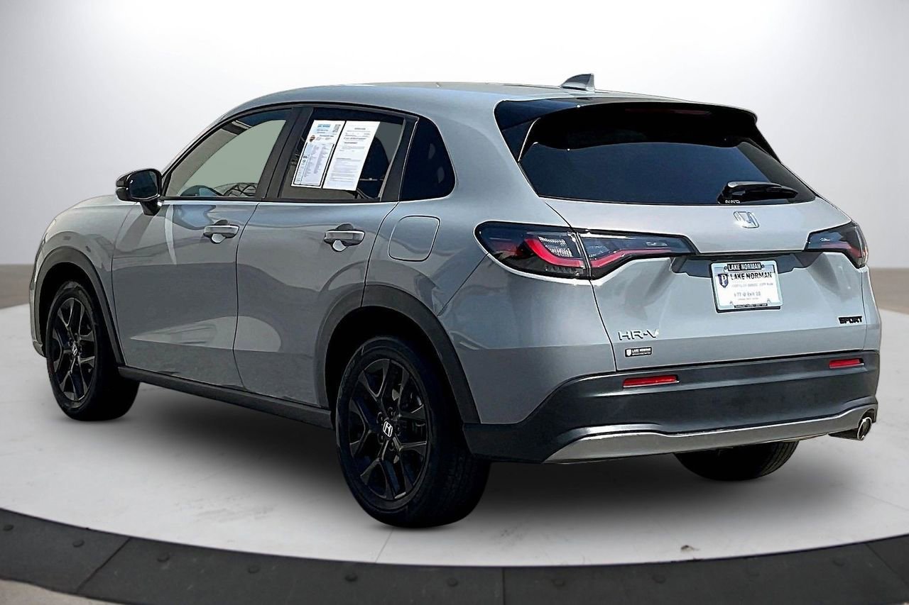 Used 2024 Honda HR-V Sport image 7