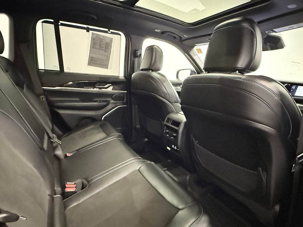 Used 2023 Jeep Grand Cherokee Trailhawk w/ Advanced Protech Group II image 24