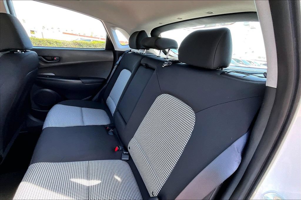 Certified 2022 Hyundai Kona SE AWD/4WD image 15