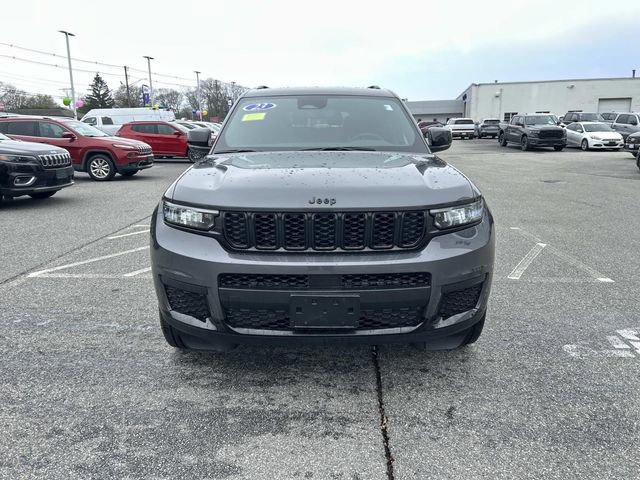 Used 2023 Jeep Grand Cherokee L Laredo AWD/4WD image 8