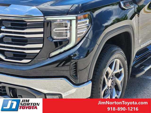 Used 2023 GMC Sierra 1500 SLT w/ SLT Premium Package AWD/4WD image 11