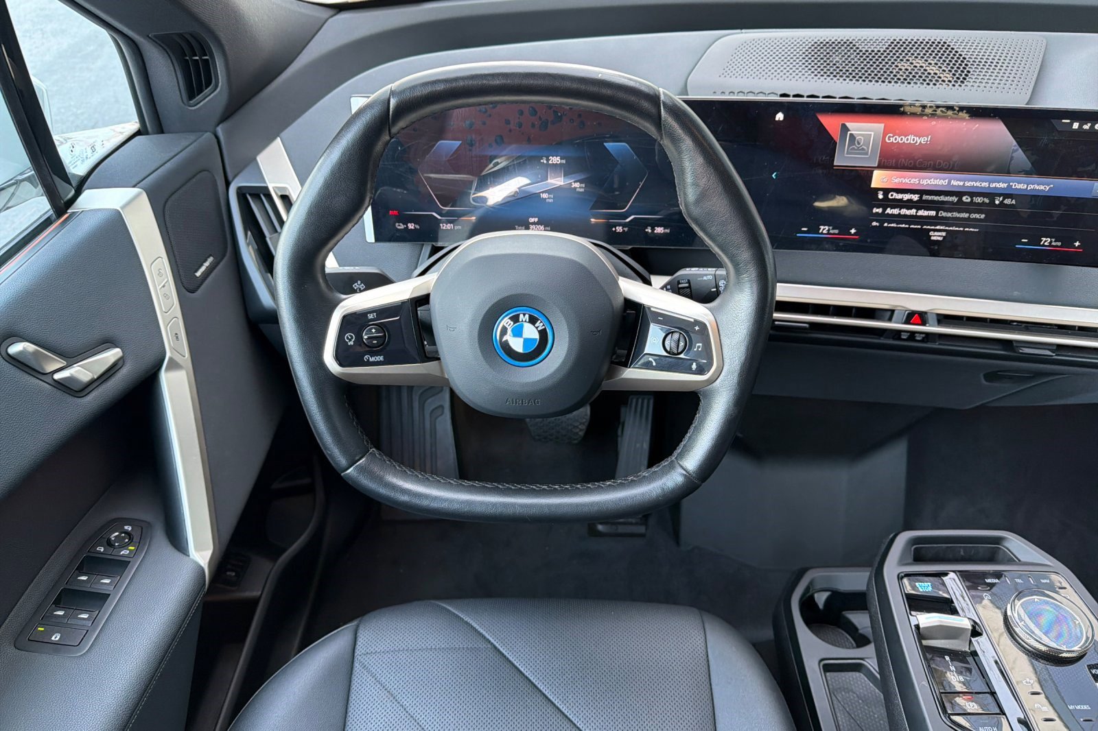 Certified 2022 BMW iX xDrive50 w/ Sport Package image 18