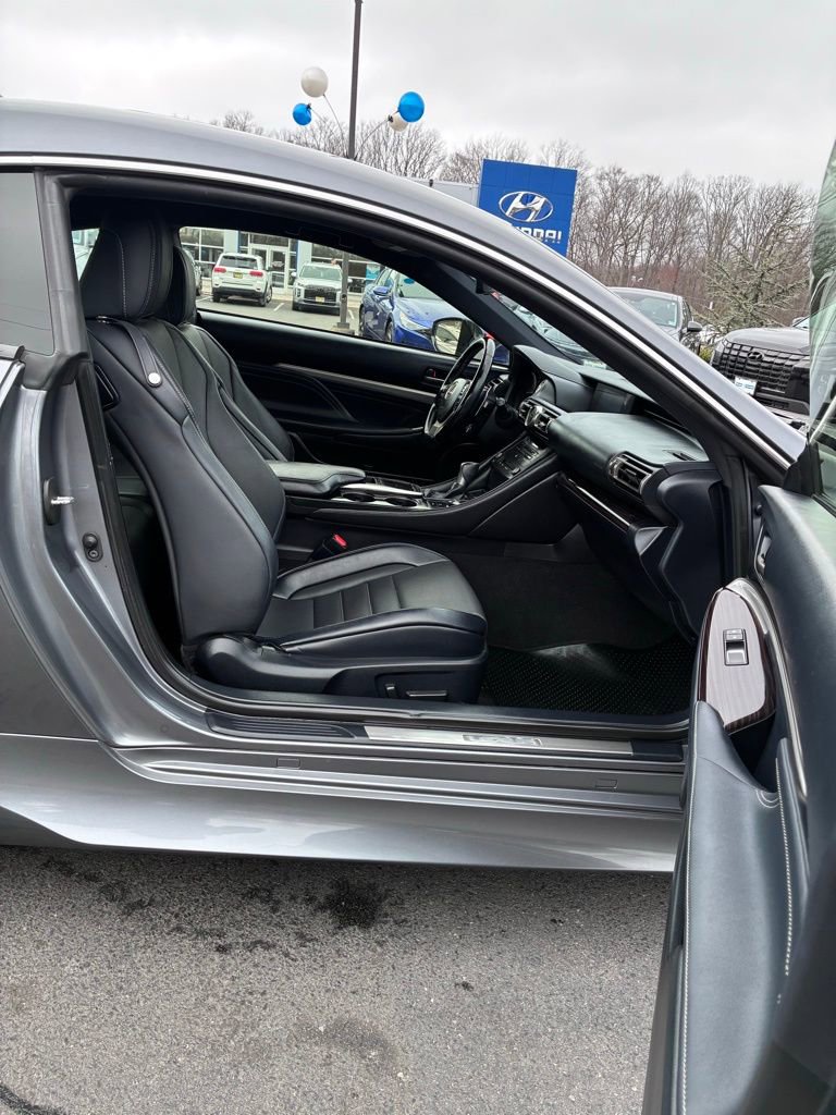 Used 2019 Lexus RC 300 w/ Accessory Package RWD image 18