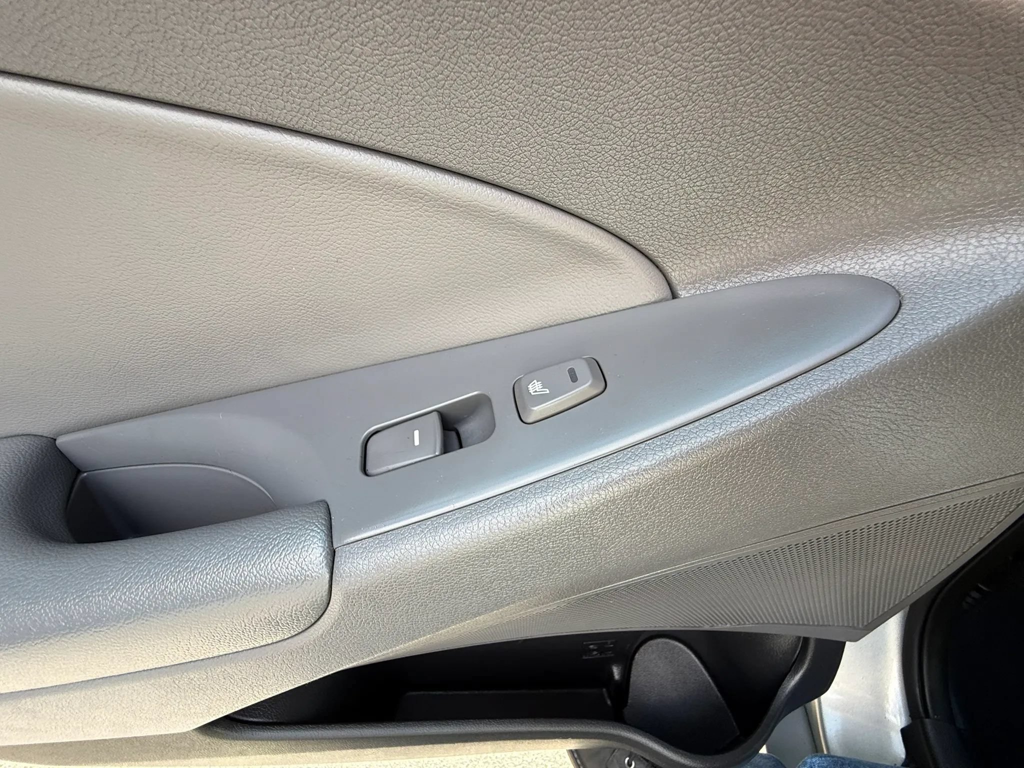 Used 2012 Hyundai Sonata Limited FWD image 22