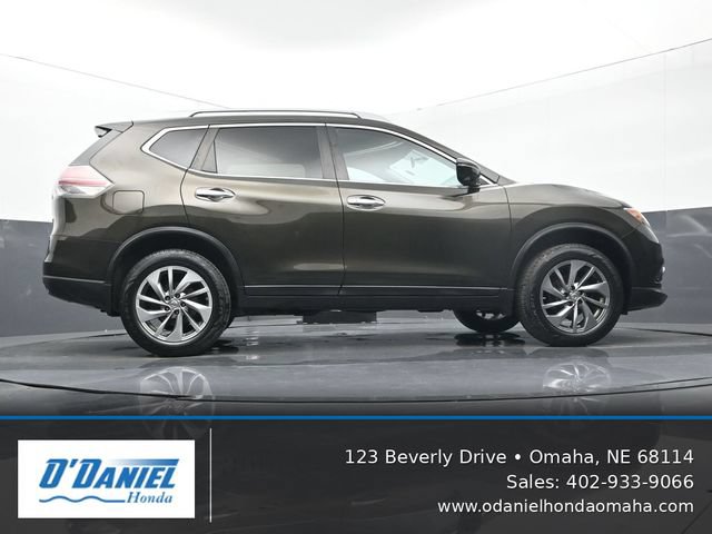 Used 2015 Nissan Rogue SL AWD/4WD image 13