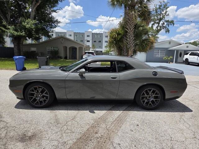 Used 2018 Dodge Challenger R/T Plus RWD image 3