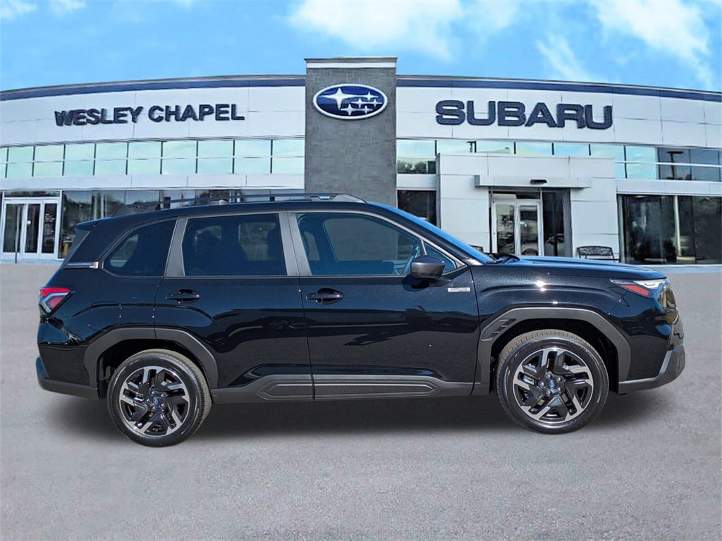 New 2025 Subaru Forester Premium image 4