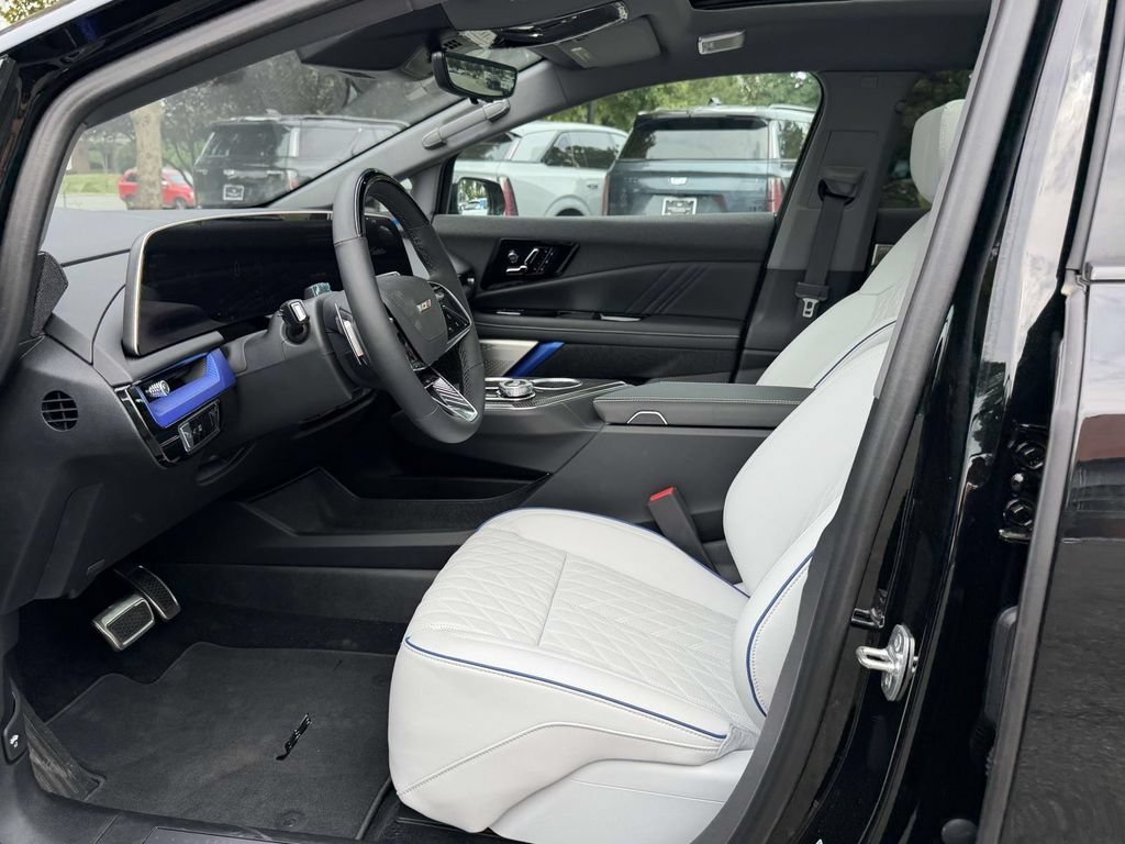 New 2026 Cadillac Optiq V AWD/4WD image 16
