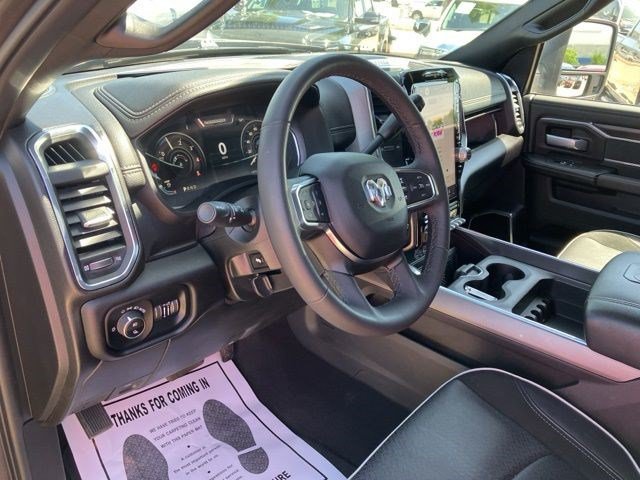 Used 2025 RAM 2500 Laramie AWD/4WD image 14