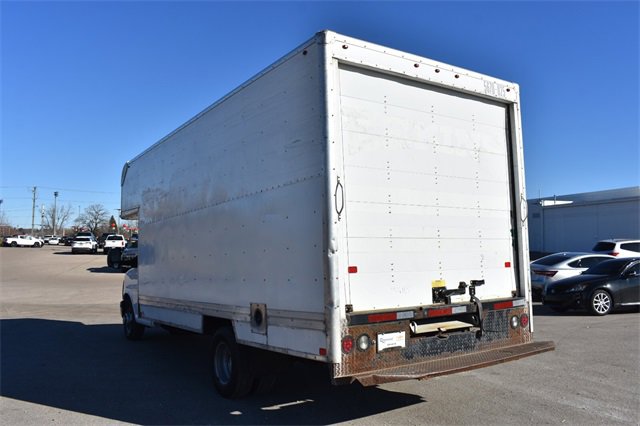 Used 2015 Chevrolet Express 3500 Extended image 5