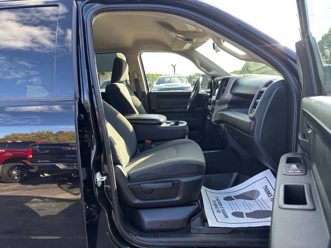 Used 2020 RAM 3500 Tradesman image 21