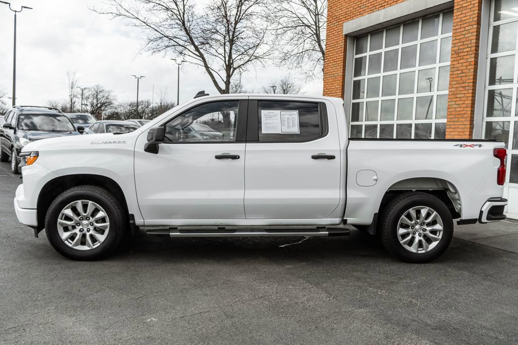 Used 2023 Chevrolet Silverado 1500 Custom image 40