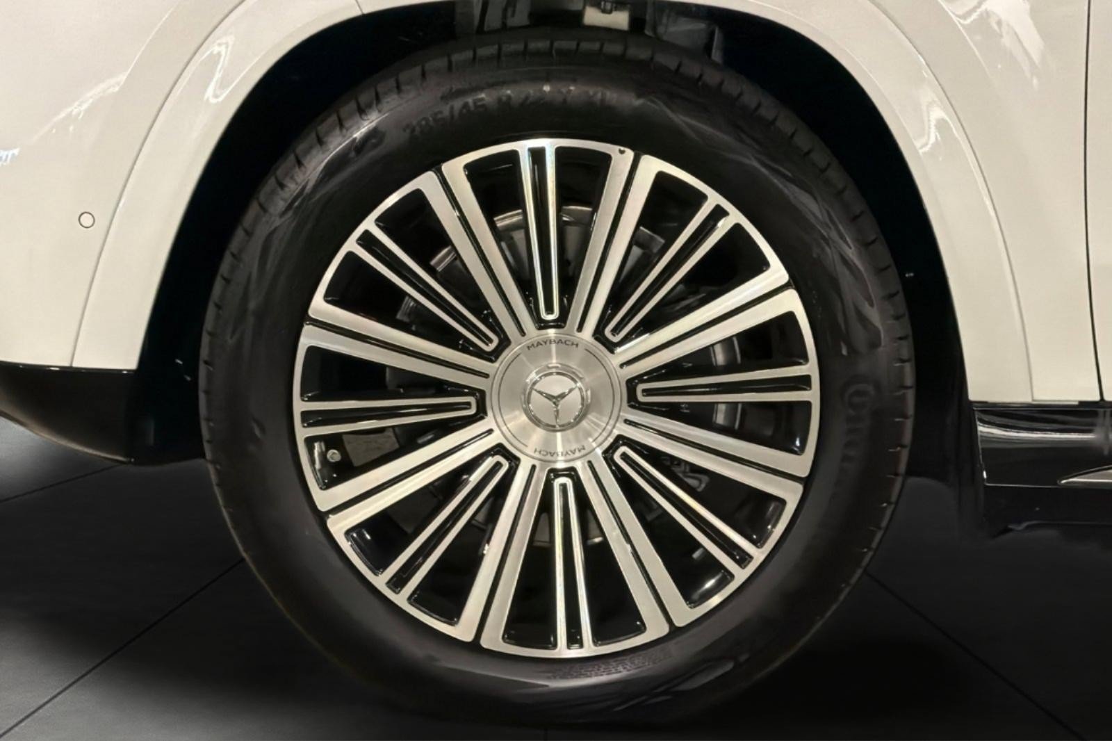 New 2026 Mercedes-Benz Maybach GLS 600 4MATIC image 27