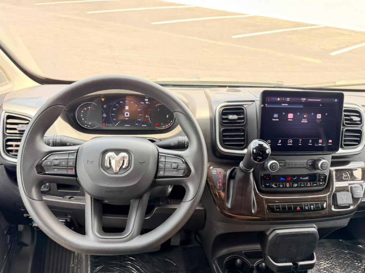 Used 2023 RAM ProMaster 2500 w/ Premium Convenience Group (B) FWD image 15