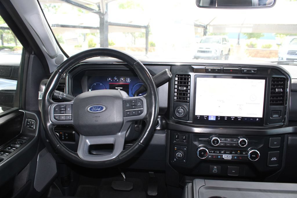 Used 2023 Ford F350 Lariat w/ Tremor Off-Road Package AWD/4WD image 2