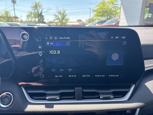 Used 2026 Chevrolet Equinox LT AWD/4WD image 17