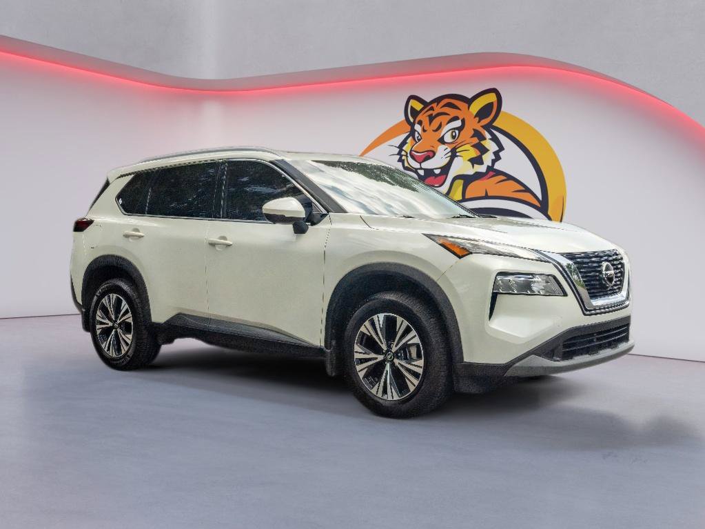 Used 2021 Nissan Rogue SV w/ Premium Package FWD image 3