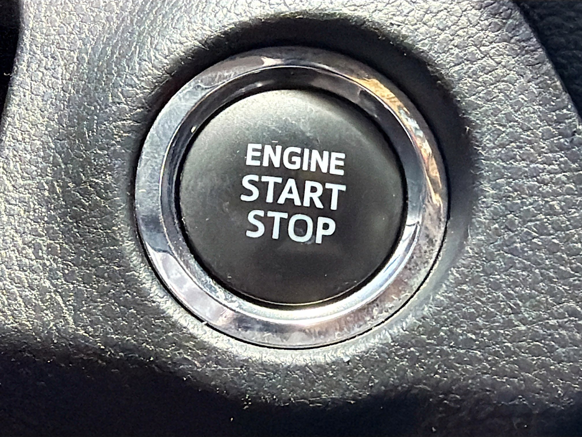 Used 2024 Toyota RAV4 XLE FWD image 33