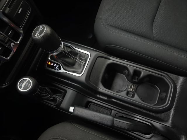 Used 2019 Jeep Wrangler Unlimited Sahara w/ Safety Group image 24