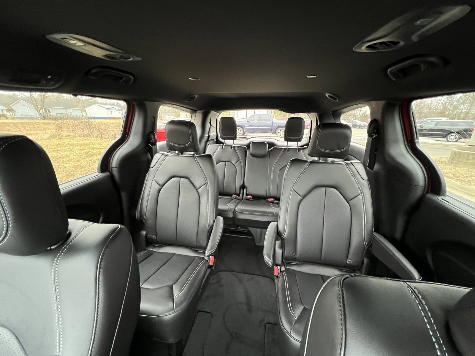 New 2026 Chrysler Voyager LX image 14