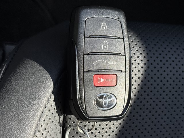 Used 2025 Toyota Crown Signia w/ Advanced Technology Package AWD/4WD image 48