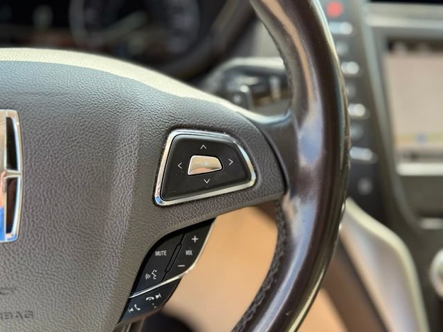 Used 2019 Lincoln MKC Select w/ Select Plus Package FWD image 25