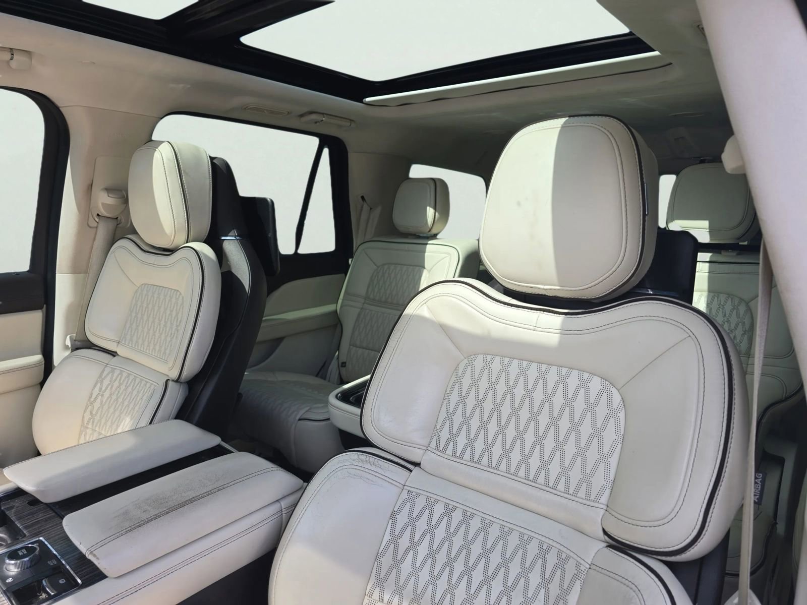 Used 2018 Lincoln Navigator Black Label w/ Cargo Package AWD/4WD image 11
